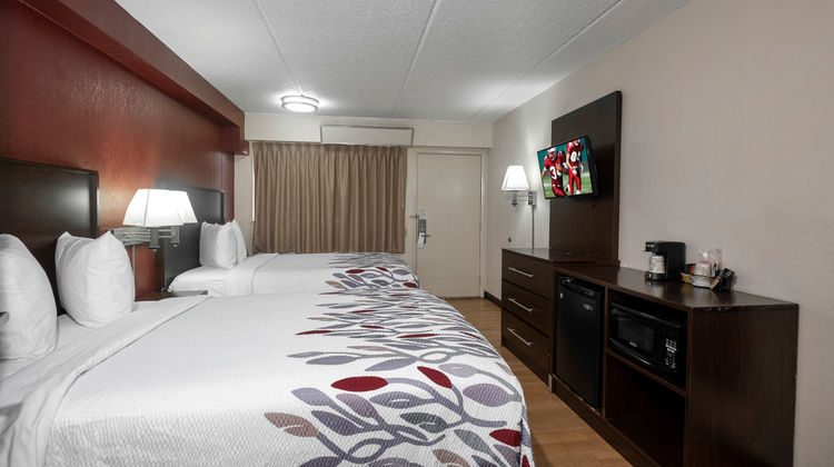 Red Roof Inn Champaign - University Room