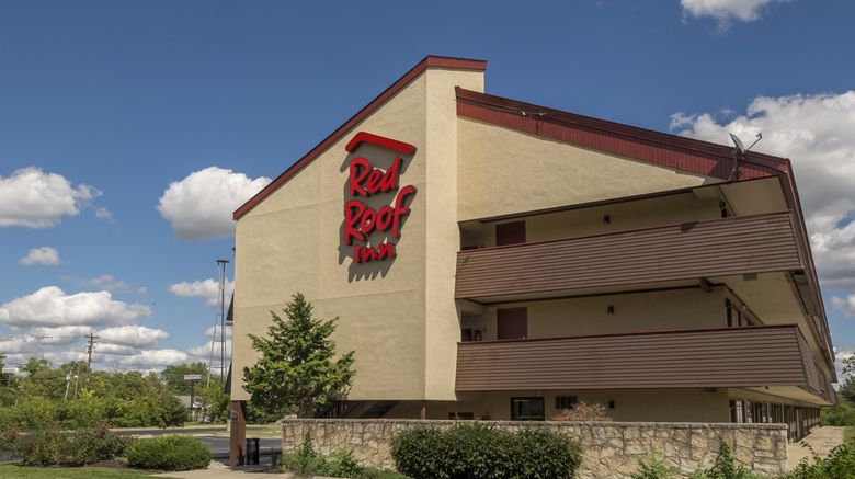 <b>Red Roof Inn Cincinnati - Sharonville Exterior</b>. Images powered by <a href="https://www.leonardoworldwide.com/" title="Leonardo Worldwide" target="_blank">Leonardo</a>.