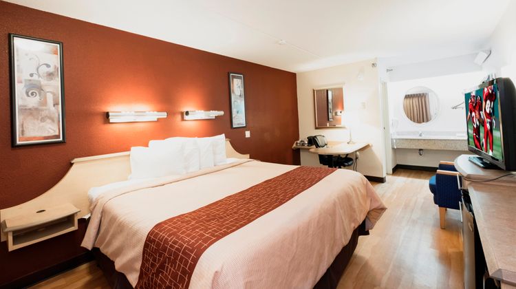Red Roof Inn Cincinnati - Sharonville Room