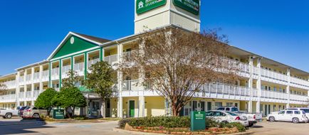 HomeTowne Studios Houston - West Oaks Exterior