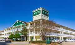 HomeTowne Studios Houston - West Oaks