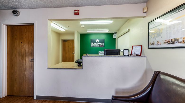 <b>HomeTowne Studios Austin Lobby</b>. Images powered by <a href="https://www.leonardoworldwide.com/" title="Leonardo Worldwide" target="_blank">Leonardo</a>.