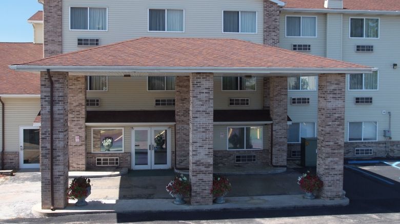 <b>Red Roof Osage Beach - Lake of the Ozark Exterior</b>. Images powered by <a href="https://www.leonardoworldwide.com/" title="Leonardo Worldwide" target="_blank">Leonardo</a>.