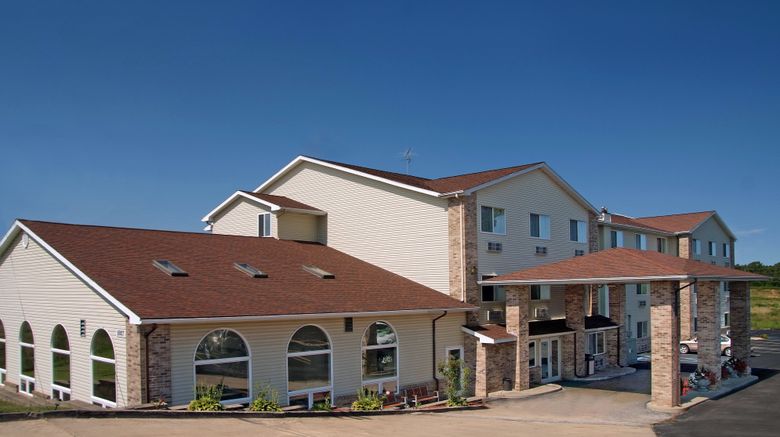 <b>Red Roof Osage Beach - Lake of the Ozark Exterior</b>. Images powered by <a href="https://www.leonardoworldwide.com/" title="Leonardo Worldwide" target="_blank">Leonardo</a>.