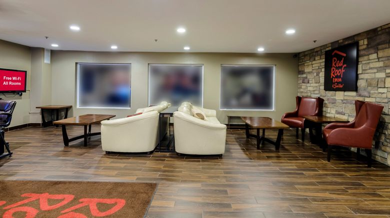 <b>Red Roof Osage Beach - Lake of the Ozark Lobby</b>. Images powered by <a href="https://www.leonardoworldwide.com/" title="Leonardo Worldwide" target="_blank">Leonardo</a>.