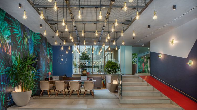 Cortile Budapest Hotel Lobby