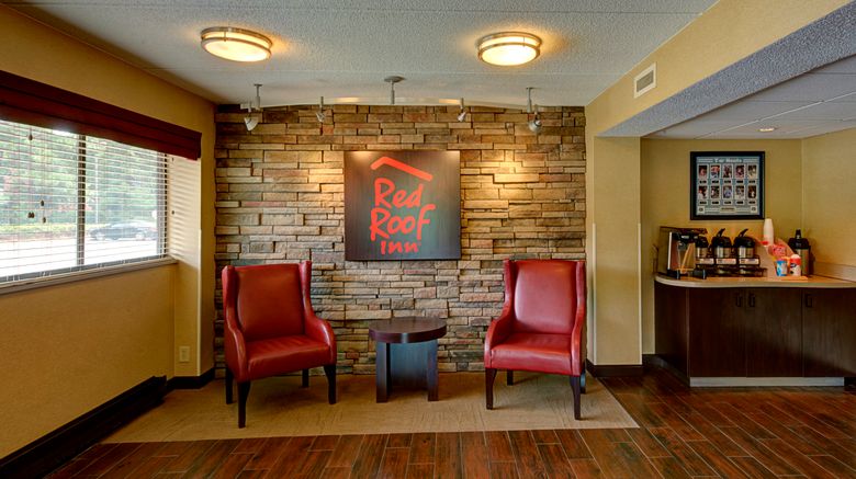 <b>Red Roof Inn Chapel Hill - UNC Lobby</b>. Images powered by <a href="https://www.leonardoworldwide.com/" title="Leonardo Worldwide" target="_blank">Leonardo</a>.