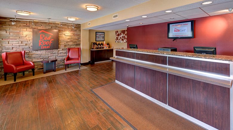 <b>Red Roof Inn Chapel Hill - UNC Lobby</b>. Images powered by <a href="https://www.leonardoworldwide.com/" title="Leonardo Worldwide" target="_blank">Leonardo</a>.