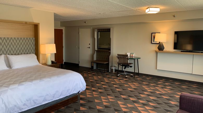 <b>Holiday Inn Crystal Lake Suite</b>. Images powered by <a href="https://www.leonardoworldwide.com/" title="Leonardo Worldwide" target="_blank">Leonardo</a>.