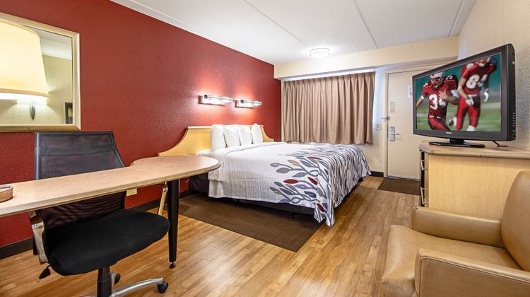 Red Roof Inn Akron Room