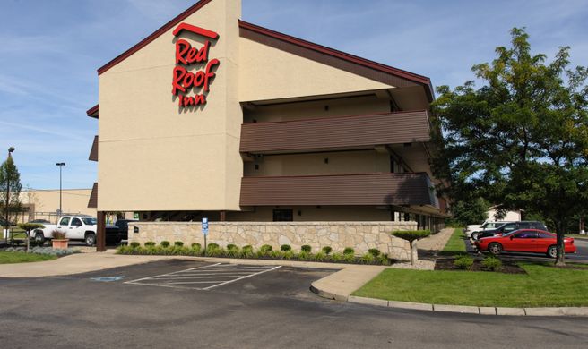 Red Roof Inn Akron Exterior