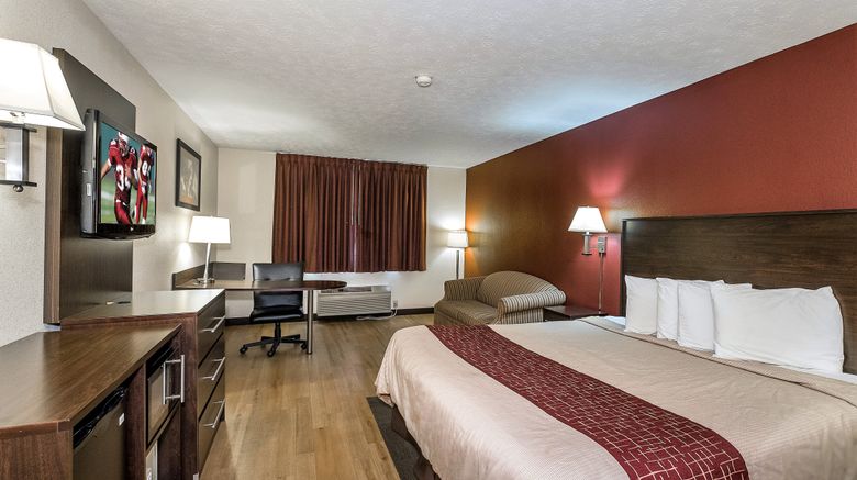 <b>Red Roof Inn & Suites Hermitage Room</b>. Images powered by <a href="https://www.leonardoworldwide.com/" title="Leonardo Worldwide" target="_blank">Leonardo</a>.