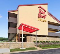 Red Roof PLUS+ Baltimore North-Timonium Exterior