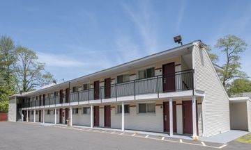 Red Roof Inn Neptune - Jersey Shore