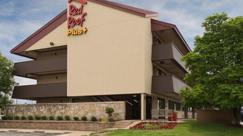 <b>Red Roof Plus Chicago - Naperville Exterior</b>. Images powered by <a href="https://www.leonardoworldwide.com/" title="Leonardo Worldwide" target="_blank">Leonardo</a>.