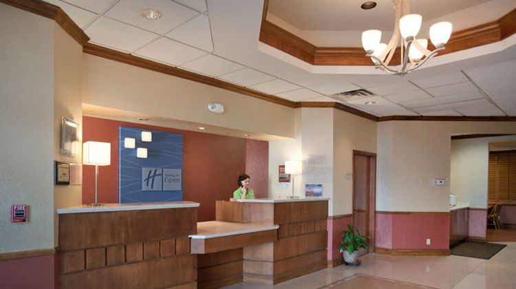 Holiday Inn Express North Palm Beach Lobby