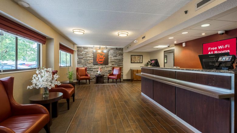 <b>Red Roof Inn Milford - New Haven Lobby</b>. Images powered by <a href="https://www.leonardoworldwide.com/" title="Leonardo Worldwide" target="_blank">Leonardo</a>.