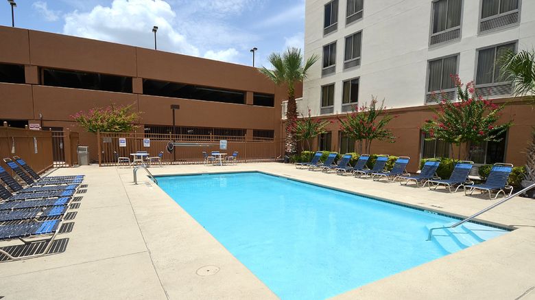 <b>Red Roof PLUS+ San Antonio Downtown Pool</b>. Images powered by <a href="https://www.leonardoworldwide.com/" title="Leonardo Worldwide" target="_blank">Leonardo</a>.