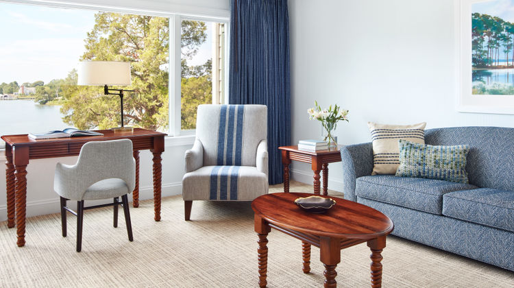 The Tides Inn Suite