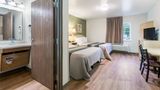 HomeTowne Studios & Suites Bentonville Room