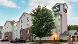 HomeTowne Studios & Suites Bentonville Exterior