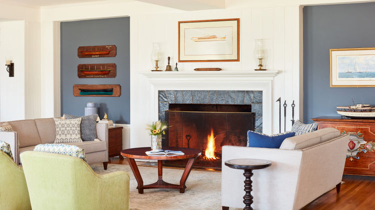 The Tides Inn Lobby