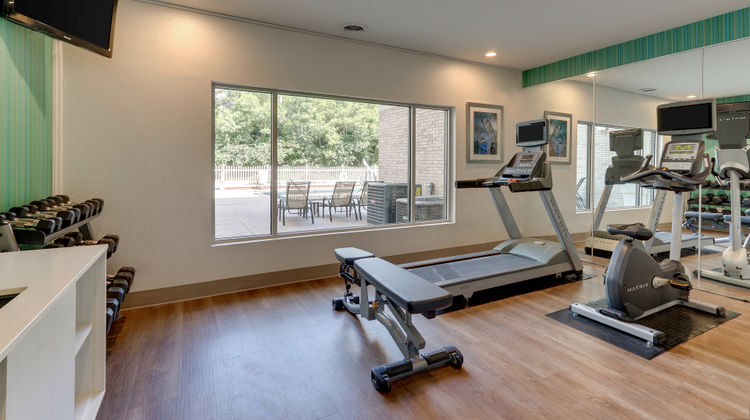 Holiday Inn Express & Suites Health Club