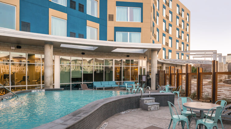 Hotel Indigo Frisco Pool
