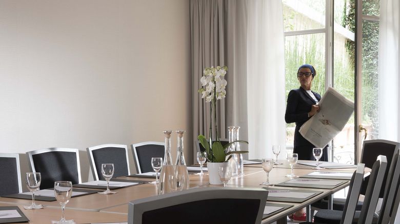 <b>Hotel Le Littre Meeting</b>. Images powered by <a href="https://www.leonardoworldwide.com/" title="Leonardo Worldwide" target="_blank">Leonardo</a>.