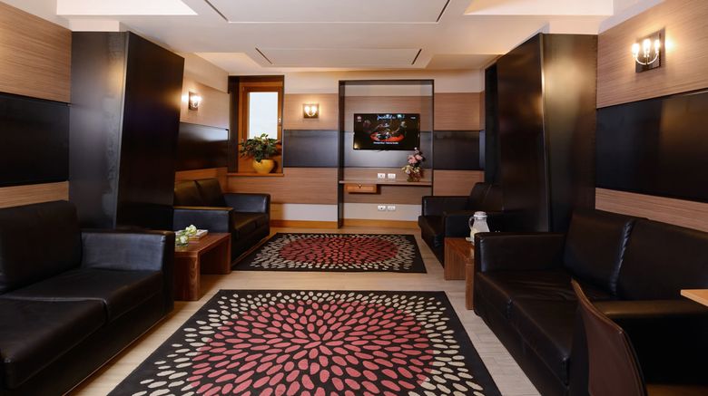 <b>Hotel Trevi Lobby</b>. Images powered by <a href="https://www.leonardoworldwide.com/" title="Leonardo Worldwide" target="_blank">Leonardo</a>.