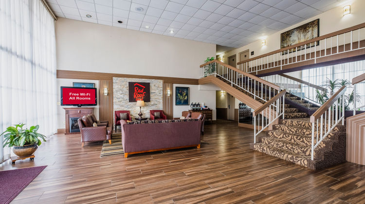 Red Roof Inn Meridian Lobby