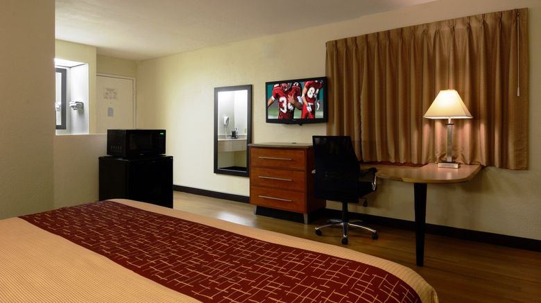 <b>Red Roof Inn San Dimas - Fairplex Suite</b>. Images powered by <a href="https://www.leonardoworldwide.com/" title="Leonardo Worldwide" target="_blank">Leonardo</a>.