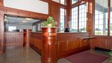 HomeTowne Studios Wilmington-New Castle Lobby