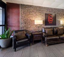 Red Roof Inn Yemassee Lobby