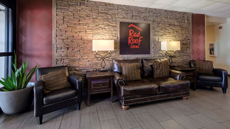 Red Roof Inn Yemassee Lobby