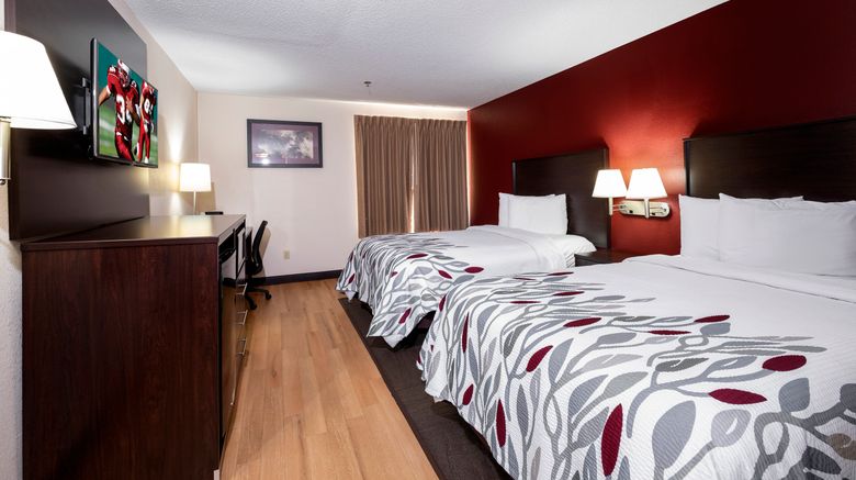 <b>Red Roof Inn Knoxville Central Papermill Room</b>. Images powered by <a href="https://www.leonardoworldwide.com/" title="Leonardo Worldwide" target="_blank">Leonardo</a>.