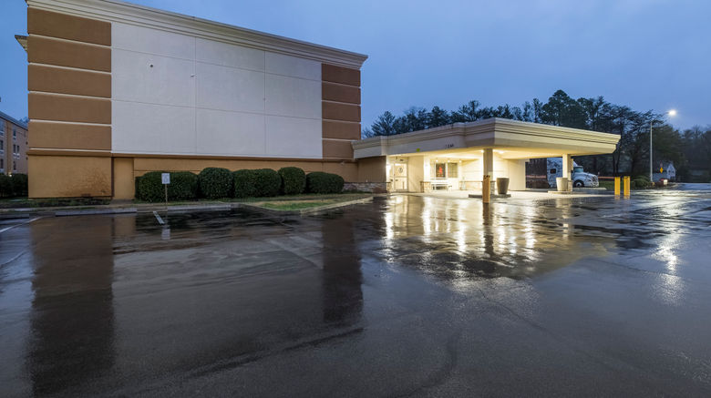 <b>Red Roof Inn Knoxville Central Papermill Exterior</b>. Images powered by <a href="https://www.leonardoworldwide.com/" title="Leonardo Worldwide" target="_blank">Leonardo</a>.