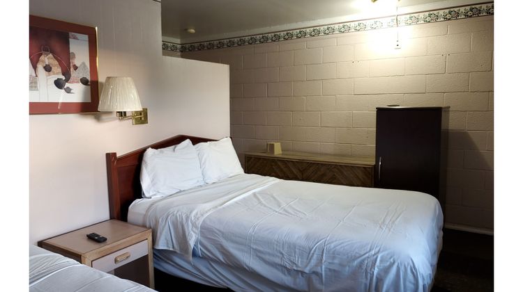 OYO Hotel Alpine TX near University Room