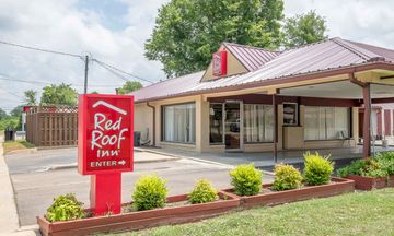 Red Roof Inn Starkville - University