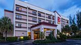 Red Roof PLUS+ Miami Airport Exterior