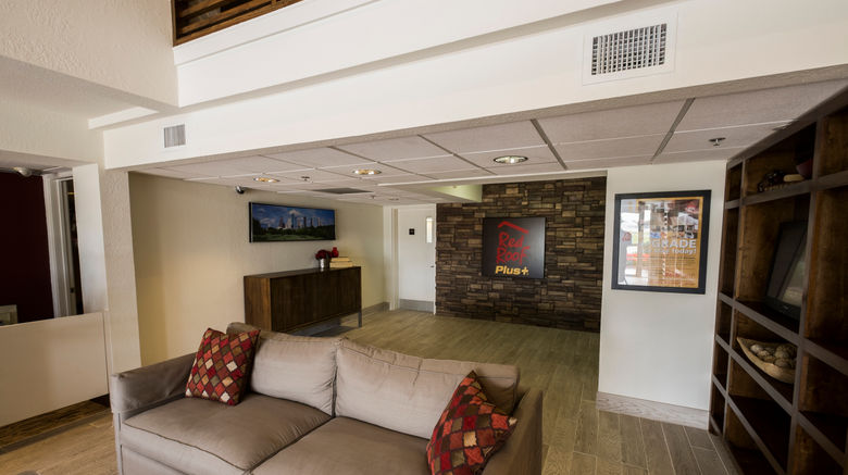 <b>Red Roof PLUS+ Houston - Energy Corridor Lobby</b>. Images powered by <a href="https://www.leonardoworldwide.com/" title="Leonardo Worldwide" target="_blank">Leonardo</a>.