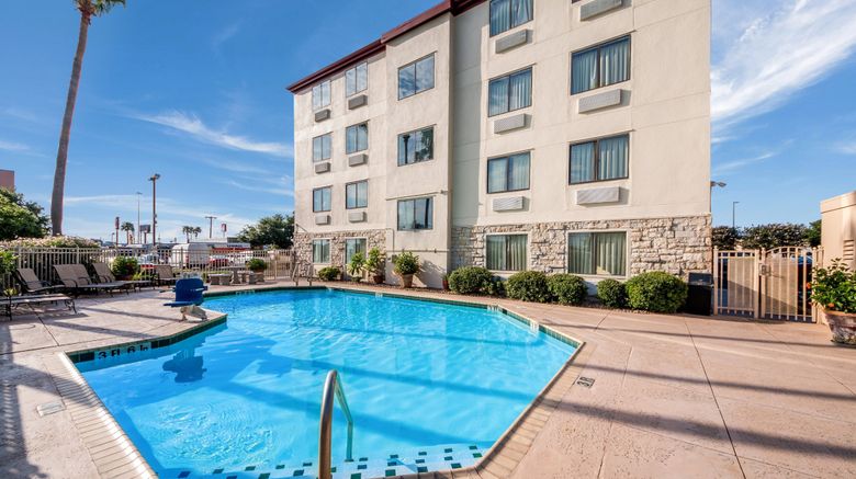 <b>Red Roof Inn Laredo Pool</b>. Images powered by <a href="https://www.leonardoworldwide.com/" title="Leonardo Worldwide" target="_blank">Leonardo</a>.