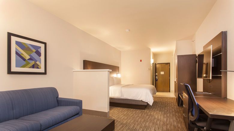 <b>Holiday Inn Express & Suites Santa Fe Room</b>. Images powered by <a href="https://www.leonardoworldwide.com/" title="Leonardo Worldwide" target="_blank">Leonardo</a>.