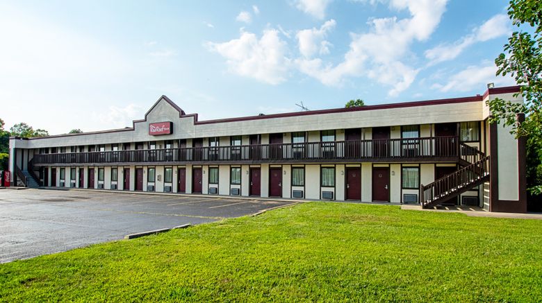 <b>Red Roof Inn Scottsburg Exterior</b>. Images powered by <a href="https://www.leonardoworldwide.com/" title="Leonardo Worldwide" target="_blank">Leonardo</a>.
