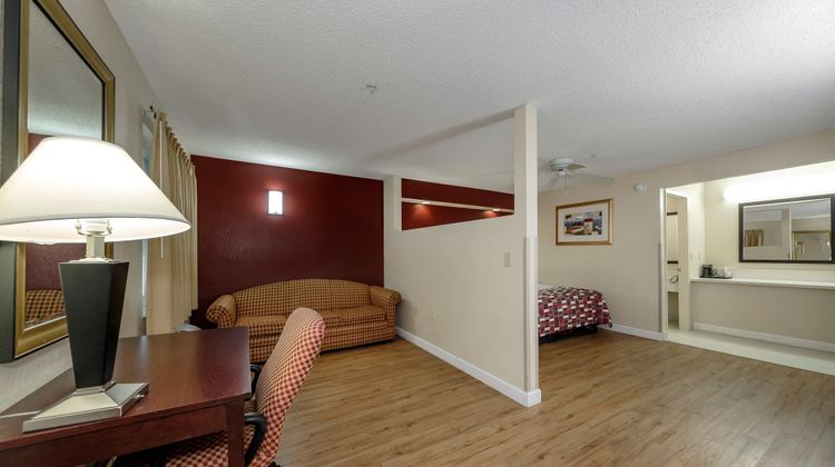 Red Roof Inn Ellenton - Bradenton NE Room