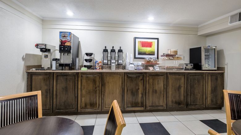 <b>Red Roof Inn Bloomington - Normal/Univer Restaurant</b>. Images powered by <a href="https://www.leonardoworldwide.com/" title="Leonardo Worldwide" target="_blank">Leonardo</a>.