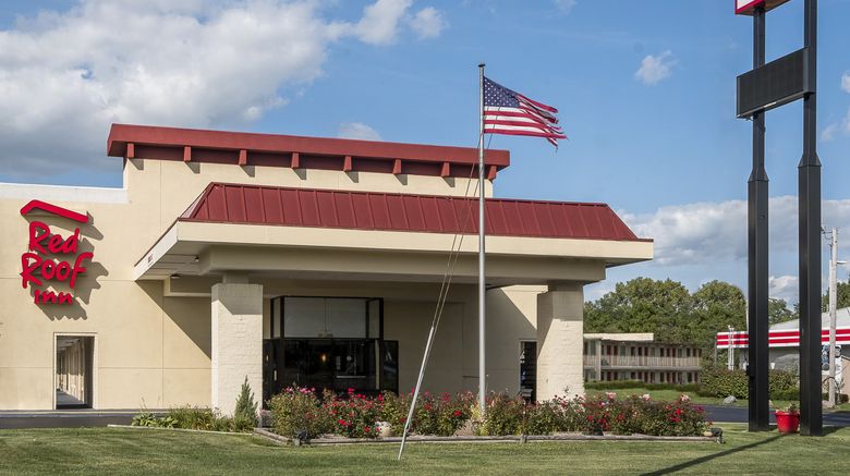<b>Red Roof Inn Bloomington - Normal/Univer Exterior</b>. Images powered by <a href="https://www.leonardoworldwide.com/" title="Leonardo Worldwide" target="_blank">Leonardo</a>.