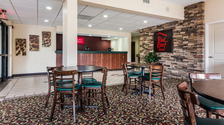 <b>Red Roof Inn Texarkana Lobby</b>. Images powered by <a href="https://www.leonardoworldwide.com/" title="Leonardo Worldwide" target="_blank">Leonardo</a>.