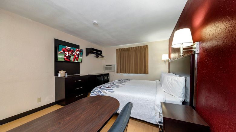 <b>Red Roof Inn Jacksonville - Cruise Port Room</b>. Images powered by <a href="https://www.leonardoworldwide.com/" title="Leonardo Worldwide" target="_blank">Leonardo</a>.