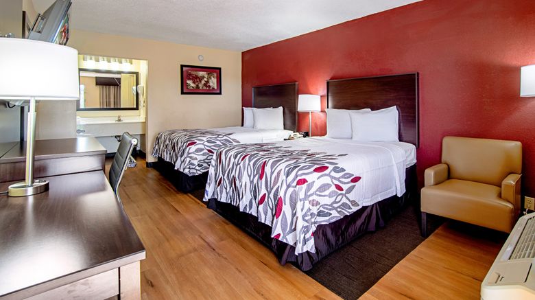 <b>Red Roof Inn & Suites Greenwood, SC Suite</b>. Images powered by <a href="https://www.leonardoworldwide.com/" title="Leonardo Worldwide" target="_blank">Leonardo</a>.